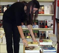 rfid reader for book tracking